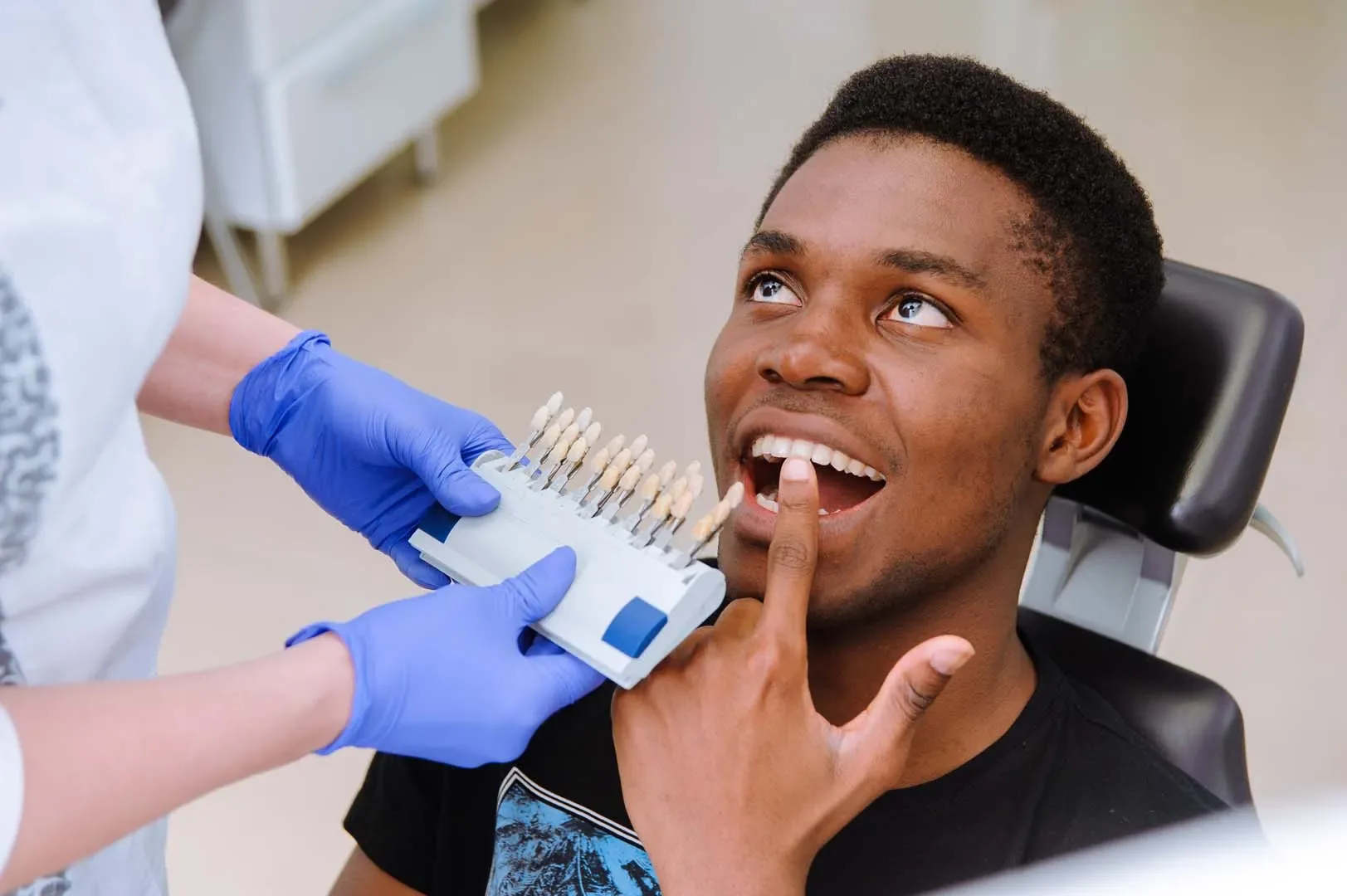 Tooth-coloured dental bonding treatment at Kayscreek Dental in Kaysville, UT